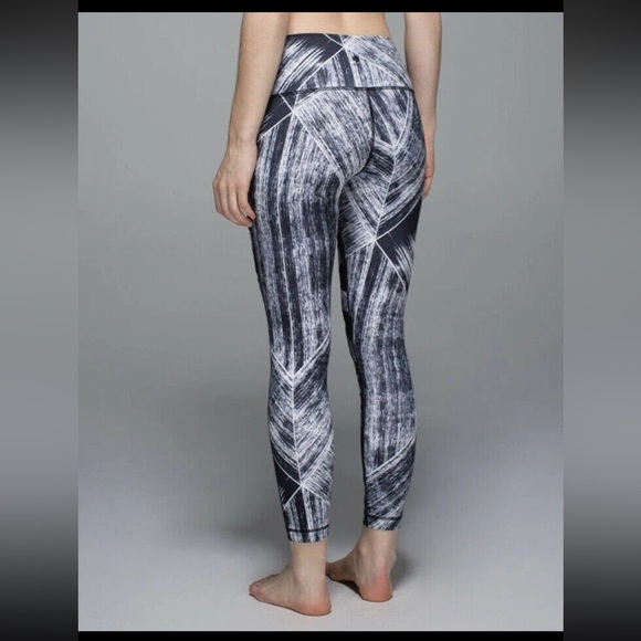 Lululemon High Times Pant Heat Wave 7/8 Leggings Size 4 Limited Edition - Picture 2 of 8